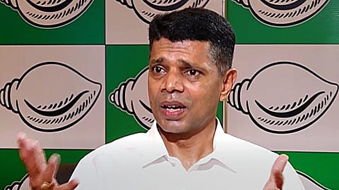 நவீன் பட்நாயக்கின் நம்பிக்கைக்குரிய வி.கே.பாண்டியன் மாயம்?