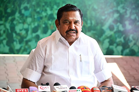 விக்கிரவாண்டி இடைத்தேர்தலில் திடீர் திருப்பம்: அதிமுக புறக்கணிப்பு; களத்தில் மும்முனை போட்டி