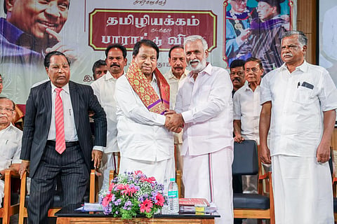 ‘‘சமூக அர்ப்பணிப்புடன் தொண்டாற்றுபவர்களை விருதுகள் தேடிவரும்’’: விஐடி வேந்தர் விசுவநாதனுக்கு முதல்வர் பாராட்டு