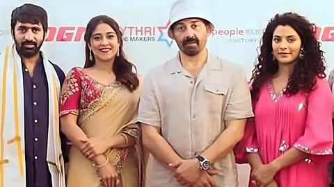 சன்னி தியோல் படத்தில் ரெஜினா