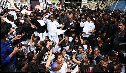முன்னாள் அமைச்சர் ஜெயக்குமார்