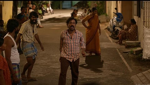 “டாஸ்மாக்க தொறந்து வைச்சுட்டு...” - குரு சோமசுந்தரத்தின் ‘பாட்டல் ராதா’ டீசர் எப்படி?