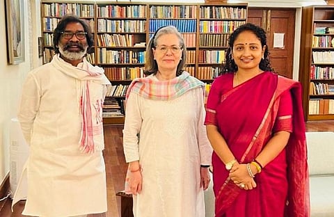 சோனியா காந்தியுடன் ஜார்க்கண்ட் முதல்வர் ஹேமந்த் சோரன் சந்திப்பு