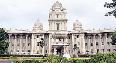 ‘தஞ்சை தமிழ் பல்கலை.யில் சித்த மருத்துவ சான்றிதழ் படிப்பு படித்தவர்கள் சிகிச்சை அளிக்க முடியாது’