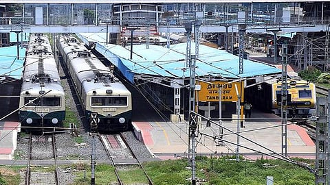 தாம்பரம் பணிமனையில் சிக்னல் மேம்பாட்டு பணி காரணமாக 28 விரைவு ரயில்கள் சேவையில் மாற்றம்