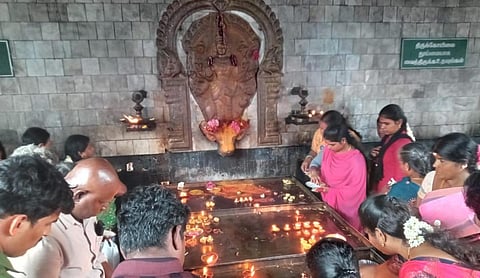 ஆடி மாத முதல் வெள்ளி: கும்பகோணத்தில் அம்மன் கோயில்களில் சிறப்பு வழிபாடு