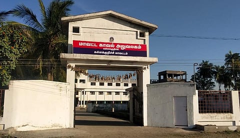 கள்ளக்குறிச்சி காவல் துறையில் ‘கள்ளச் சாராய’ களையெடுப்பு!