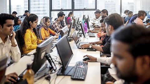 ‘ஒரு நாளைக்கு 14 மணி நேர வேலை’ - கர்நாடக அரசுக்கு ஐடி நிறுவனங்கள் பரிந்துரை; ஊழியர்கள் கடும் எதிர்ப்பு