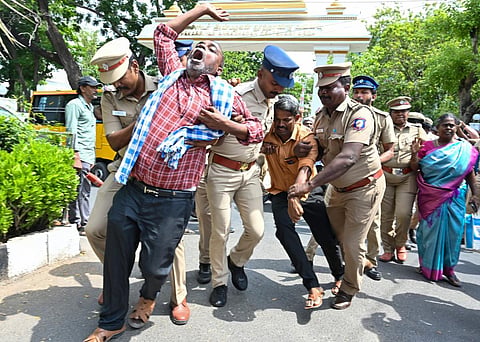 படங்கள்: எஸ்.சத்தியசீலன்