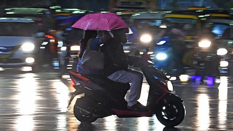 தமிழகத்தில் சில மாவட்டங்களில் இன்று மிதமான மழை பெய்ய வாய்ப்பு