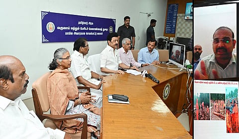 அவசரகால கட்டுப்பாட்டு மையத்தில் முதல்வர் ஸ்டாலின் திடீர் ஆய்வு: காவிரி கரையோர ஆட்சியர்களிடம் விவரங்களை கேட்டறிந்தார்