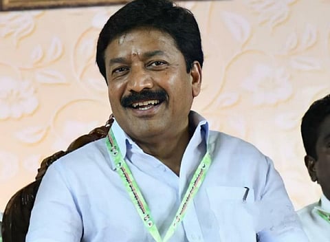 முதல்வர் குறித்து அவதூறு: முன்னாள் அமைச்சர் சி.வி.சண்முகம் மீதான வழக்கை ரத்து செய்தது ஐகோர்ட்