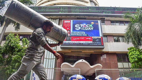 ஹிண்டன்பர்க் அறிக்கை பிசுபிசுத்தது; இந்திய பங்குச் சந்தையில் பெரிய பாதிப்பு இல்லை: நம்பிக்கையை இழக்காத முதலீட்டாளர்கள்