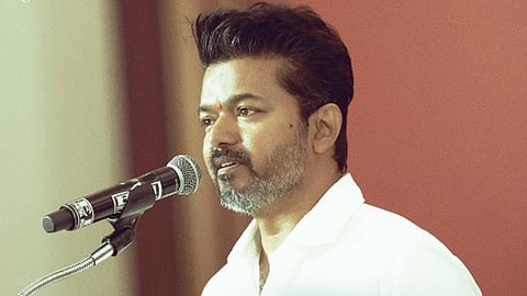 மாநாட்டு தேதி அறிவிப்புக்கு முன்னதாக நடிகர் விஜய் கட்சியின் கொடி ஆக.22-ல் அறிமுகம்?