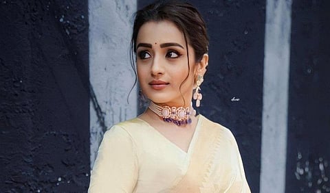 பிரபாஸுக்கு வில்லியாகிறாரா த்ரிஷா?