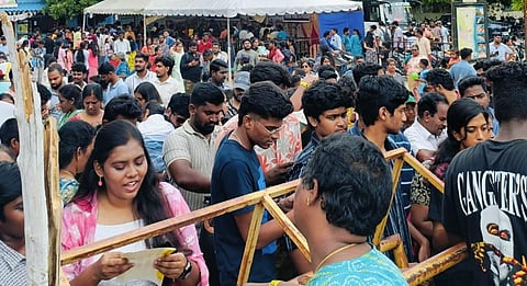 புதுச்சேரி ஈடன் கடற்கரையில் பொழுதை கழிக்க வருபவர்களுக்கு இனி நுழைவு கட்டணமா?
