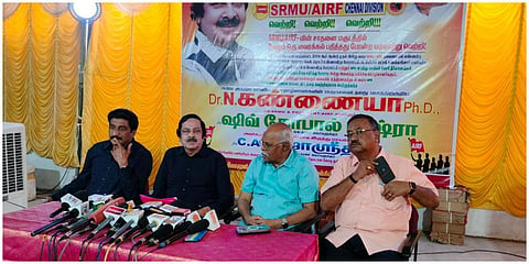 சென்னையில் அகில இந்திய ரயில்வே சம்மேளனத்தின் தலைவர் என்.கண்ணையா செய்தியாளர்களைச் சந்தித்தார்.