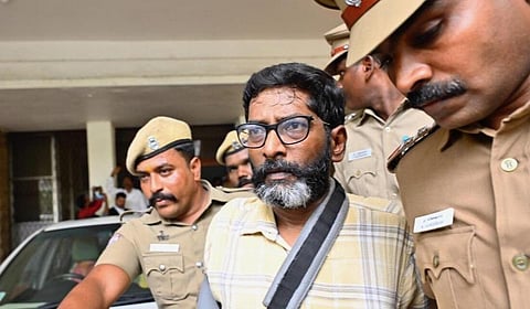 குண்டர் தடுப்பு சட்டத்தில் சவுக்கு சங்கர் மீண்டும் கைது: தமிழக அரசு விளக்கம் தர உத்தரவு