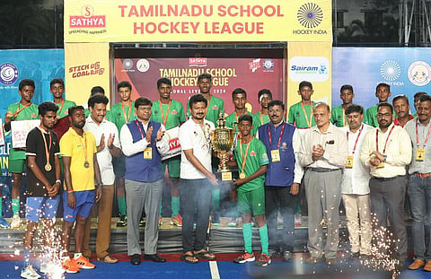 ஹாக்கியில் ராமநாதபுரம் சையது அம்மாள் அணி சாம்பியன்