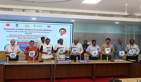 தேசிய அயோடின் பற்றாக்குறை குறைபாடுகள் தடுப்பு திட்டம்: 8 மாநில ஆய்வக நுட்புநர்களுக்கு சென்னை ஆய்வகத்தில் பயிற்சி