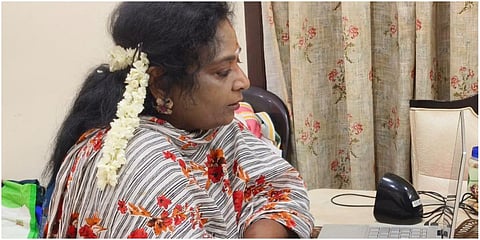 தென் சென்னை மக்களவைத் தொகுதி உறுப்பினர் சேர்க்கை இணைய வழி ஆலோசனை கூட்டத்தில் தமிழிசை கலந்து கொண்டு, நிர்வாகிகளுக்கு ஆலோசனைகளை வழங்கினார்.