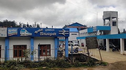 பல ஆண்டுகள் நஷ்டத்திலிருந்து மீண்ட உதகை ஆவின்! - சாத்தியமானது எப்படி?