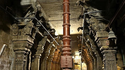 பார்வையற்ற மாற்றுத் திறனாளியிடம் ரூ.50,000 லஞ்சம் வாங்கியதாக அறநிலைய துறை இணை ஆணையர் மீது வழக்கு பதிவு