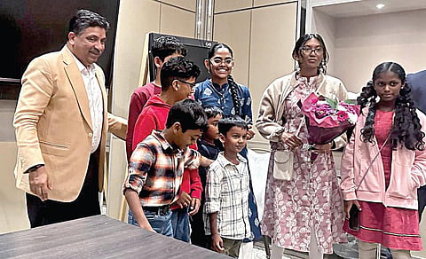 ஜெர்மனியில் தமிழர்களுடன் தமிழ் வகுப்புகள் குறித்த ஆலோசனை கூட்டத்தில், அமைச்சர் பி.டி.ஆர்.பழனிவேல் தியாகராஜன்.