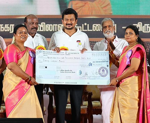 3 ஆண்டுகளில் மகளிர் சுய உதவிக் குழுவினருக்கு ரூ.92,000 கோடி கடனுதவி: துணை முதல்வர் உதயநிதி பெருமிதம்