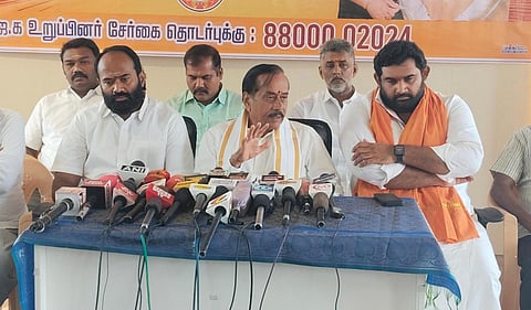 திருச்சியில் செய்தியாளர்களுக்கு பேட்டியளித்த ஹெச்.ராஜா