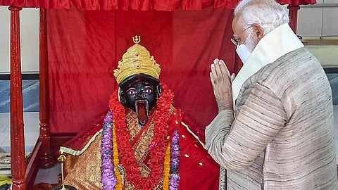 வங்கதேசம் | காளி அம்மனுக்கு பிரதமர் மோடி வழங்கிய கிரீடம் திருட்டு