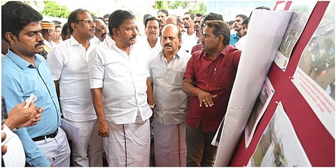 தாம்பரத்தில் முன்னெச்சரிக்கை நடவடிக்கைகளை அமைச்சர் நேரு, அன்பரசன் ஆகியோர் ஆய்வு செய்தனர் | படங்கள்: எம். முத்துகணேஷ்