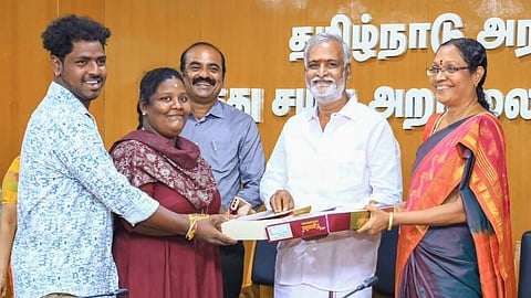 சிதம்பரம் நடராஜர் கோயில் ஆக்கிரமிப்புகளை ஆய்வுசெய்ய வெளி மாநில ஆட்சியர் நியமனம்: அமைச்சர் சேகர்பாபு தகவல்