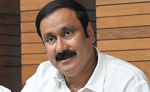 ‘‘இடைநிலை, பட்டதாரி ஆசிரியர் நியமன பணிகளை நிறுத்தி வைத்திருப்பது ஏன்?’’: தமிழக அரசுக்கு அன்புமணி கேள்வி