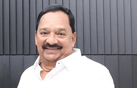 குடியாத்தத்தில் அதிமுக நாளை ஆர்ப்பாட்டம்: வெற்று விளம்பரத்துக்கான மலிவான அரசியல் - அமைச்சர் காந்தி குற்றச்சாட்டு