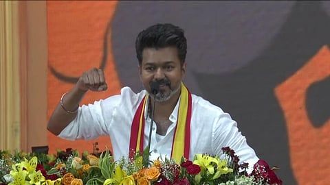 “பிளவுவாத சக்திகளும், ஊழல் மலிந்த அரசியலும் தான் நம் எதிரி” - தவெக மாநாட்டில் விஜய் பேச்சு