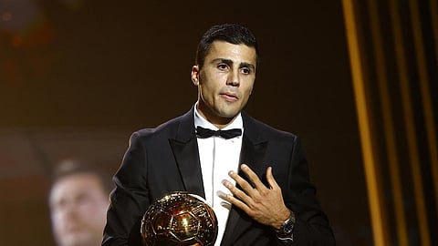 சிறந்த வீரருக்கான Ballon d’Or விருதை வென்றார் ஸ்பெயினின் ரோட்ரி!