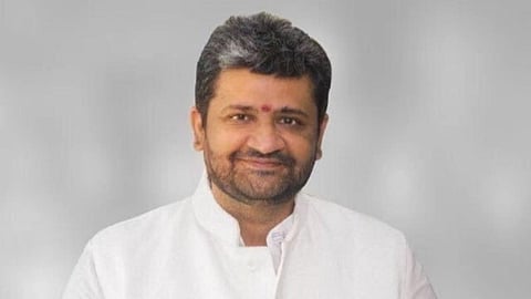 மகாராஷ்டிர தேர்தலில் போட்டியிடும் பாஜக வேட்பாளர் பராக் ஷாவுக்கு ரூ.3,300 கோடி சொத்து: 5 ஆண்டுகளில் 575% அதிகரிப்பு