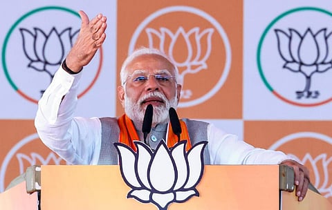 “வளர்ச்சிக்கு தடை போடுவதில் முனைவர் பட்டம்” - காங். கூட்டணி மீது பிரதமர் மோடி தாக்கு