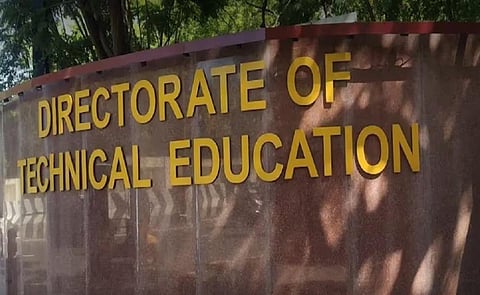 அரசு பொறியியல் கல்லூரி, பாலிடெக்னிக் ஆசிரியர்கள் இடமாறுதல் கலந்தாய்வுக்கு நவ.18-க்குள் விண்ணப்பிக்க அழைப்பு