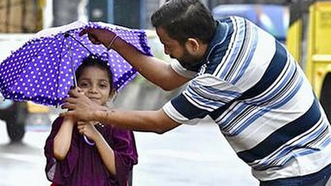 தொடரும் கனமழை: அரியலூர், பெரம்பலூர், கடலூரில் பள்ளிகளுக்கு இன்று விடுமுறை