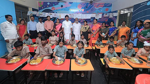 கொளத்தூரை போலவே 234 தொகுதிகளிலும் பள்ளி கட்டிடங்கள்: அமைச்சர் தகவல்