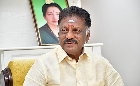 டீசல் மீது கூடுதல் வரி திட்டத்தை கைவிட ஓபிஎஸ் வலியுறுத்தல்