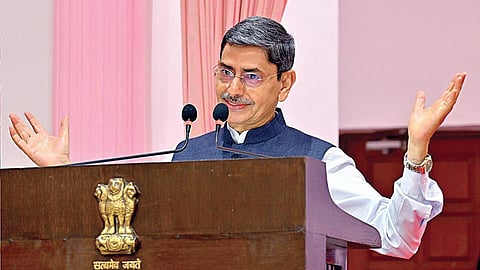 சென்னை ஆளுநர் மாளிகையில் நேற்று நடைபெற்ற சர்வதேச கருத்தரங்கில் ஆளுநர் ஆர்.என்.ரவி சிறப்புரையாற்றினார்.