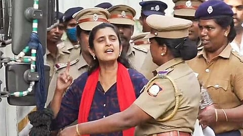 நடிகை கஸ்தூரிக்கு ஜாமீன் கோரி எழும்பூர் நீதிமன்றத்தில் மனு