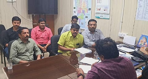 ஆரம்ப சுகாதார நிலையங்களில் கேமராக்கள் பொருத்தி கண்காணிப்பதற்கு அரசு மருத்துவர்கள் எதிர்ப்பு