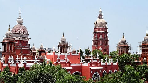 சாம்சங் துணை நிறுவனத்துக்கு எதிராக உண்ணாவிரதம் தவிர இதர போராட்டங்கள் நடத்தலாம்: உயர் நீதிமன்றம்