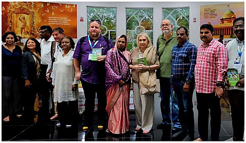 ராமேசுவரம் கலாம் நினைவிடத்தில் உலக கவிஞர்கள் காங்கிரஸ் சார்பில் கவியரங்கு