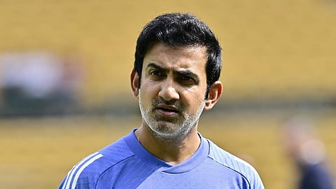 அவசரமாக தாயகம் திரும்பினார் கவுதம் கம்பீர்