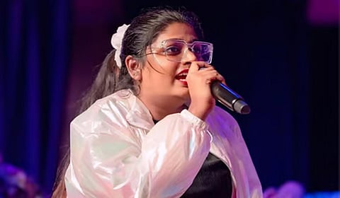 இம்சையில் சிக்கிய இசைவாணி..!